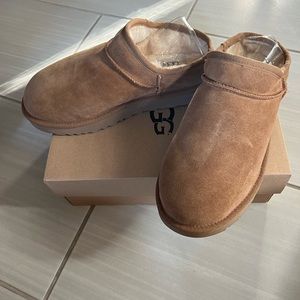UGG shoes size 9 woman’s